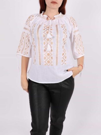 Ie dama traditionala cu broderie