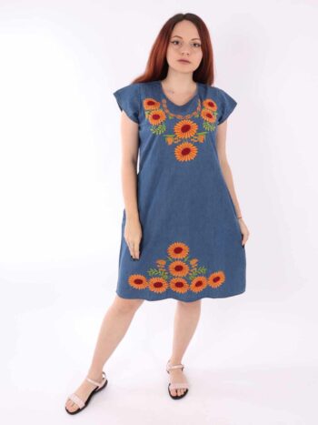 Rochie traditionala jeans cu broderie colorata