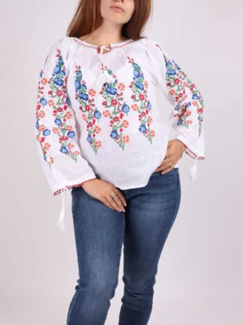 Ie dama traditionala cu broderie