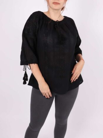 Ie dama traditionala cu broderie