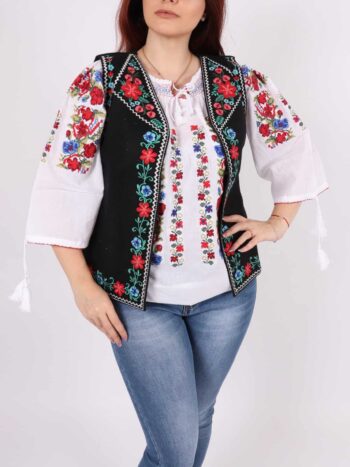 Vesta dama traditionala din lana cu broderie