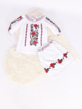 Set traditional pentru fetite cu broderie