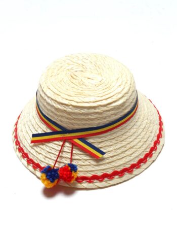 Palarie, clop traditional pentru copii cu ciucuri colorati. Masura unica.