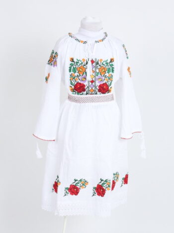 Set traditional pentru fetite cu broderie