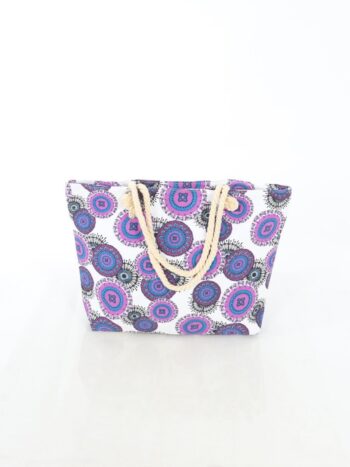 Geanta de plaja 30x45cm cu manere si inchidere prin fermoar.