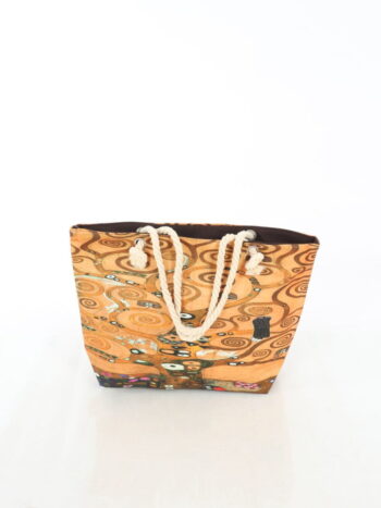 Geanta de plaja 30x45cm cu manere si inchidere prin fermoar.