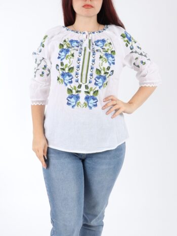 Ie traditionala dama, maneca trei sferturi brodata pe panza alba de bumbac