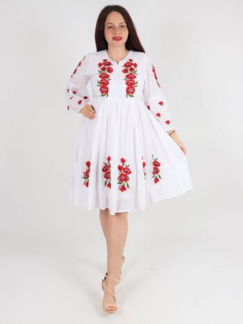 Rochie traditionala cu broderie si maneca lunga
