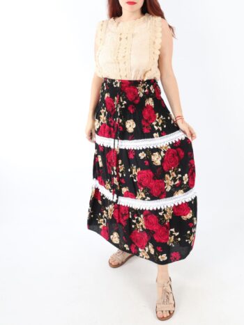 Fusta dama de vara cu elastic in talie si dantela.