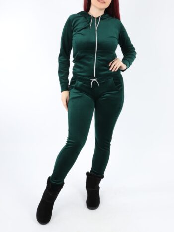 Compleu trening dama din catifea cu buzunare si fermoar.