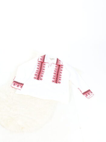 Camasa traditionala de baieti din panza de bumbac 100%.