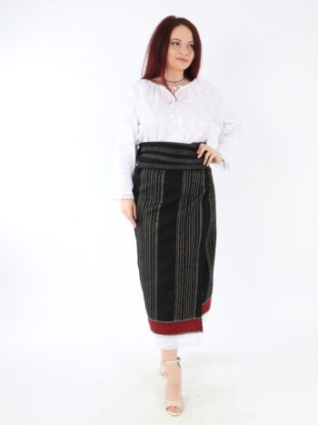 Set catrinta si brau traditional cu broderie