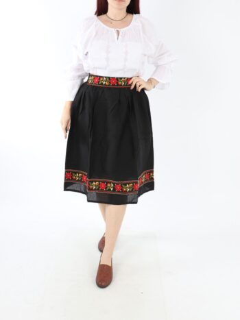 Fusta traditionala din bumbac cu brau elastic.