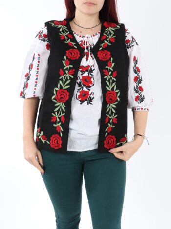 Vesta traditionala cu broderie motive colorate.