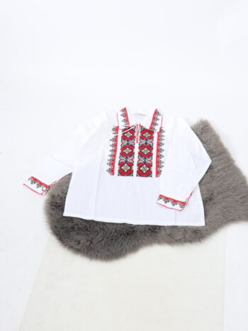 Camasa traditionala de baieti din panza de bumbac 100%.