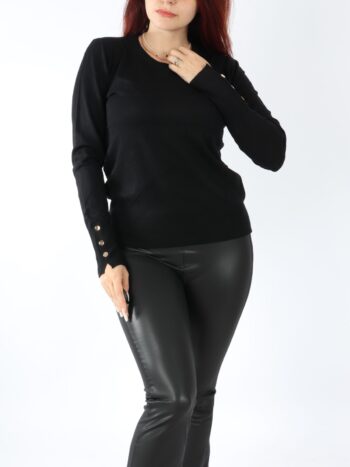 Pulover dama clasic cu nasturi.