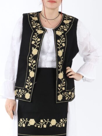 Vesta traditionala cu broderie colorata