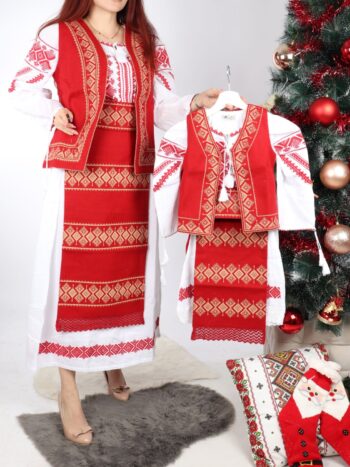 Costum traditional de fetite