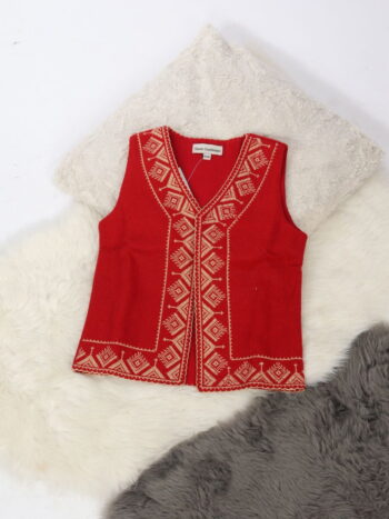 Vesta traditionala pentru copii cu broderie.