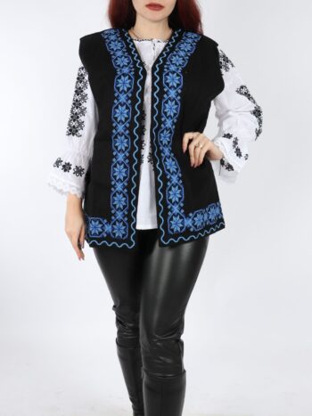 Vesta traditionala cu broderie colorata