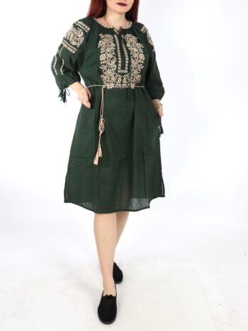 Rochie traditionala din bumbac 100% cu broderie colorata.