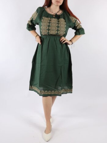 Rochie traditionala din bumbac 100% cu broderie colorata.