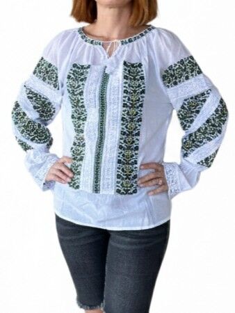 Ie traditionala cu maneca lunga cu broderie florala verde